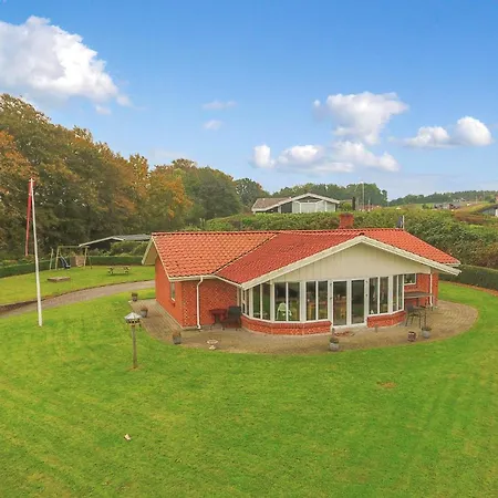 Awesome Home In Hejls With Wifi Vakantiehuis